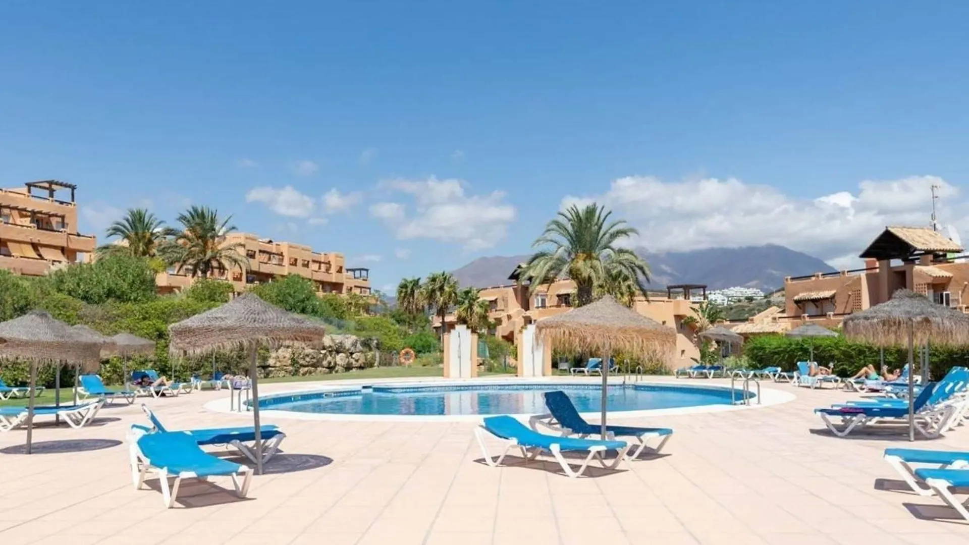 Penthouse With Terrace And Sea Views Appartement Bahia de Casares